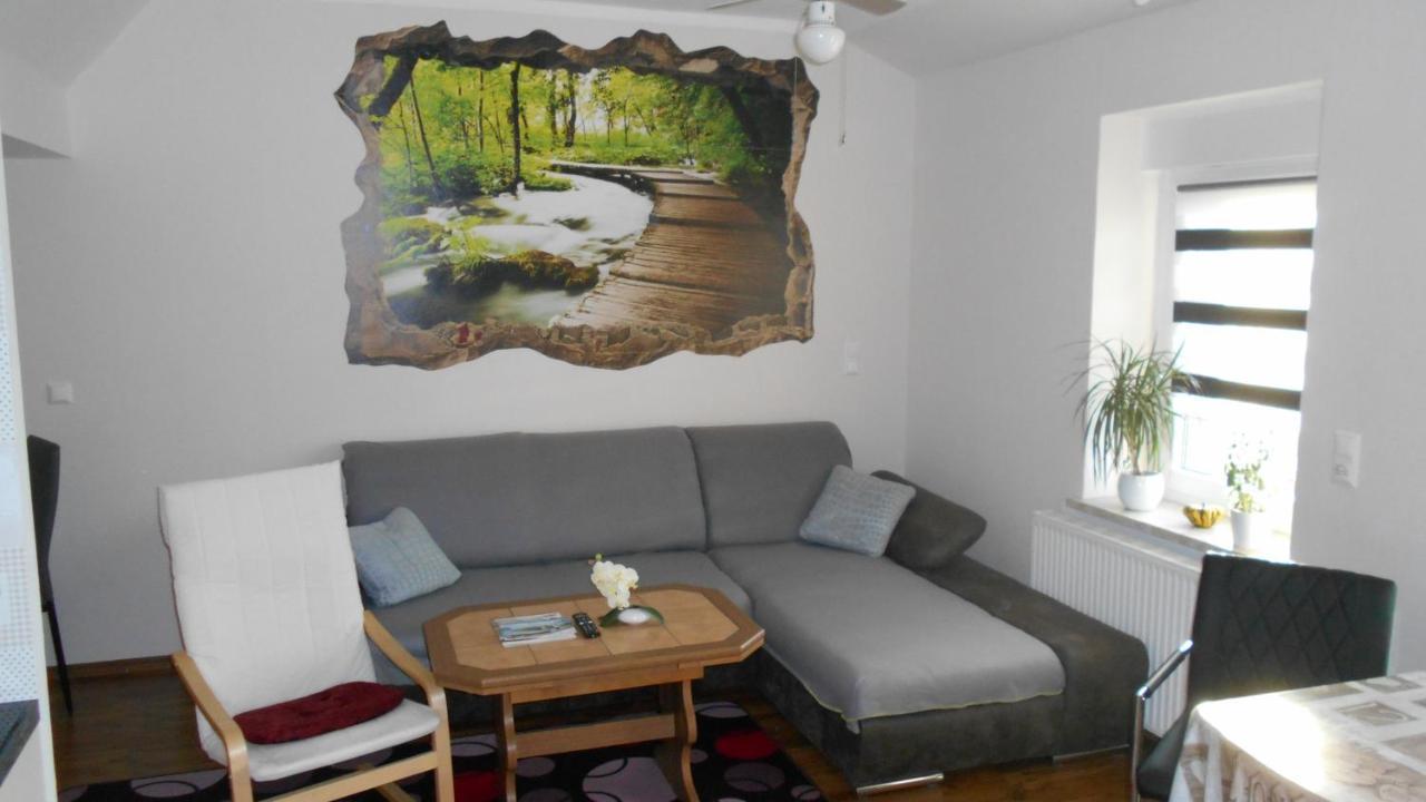 Ferienapartment-Monteurwohnung-Muldestausee Pouch Exterior foto